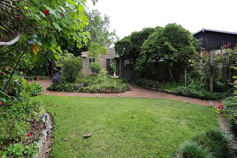 Jacaranda Guest House Busselton Exterior photo