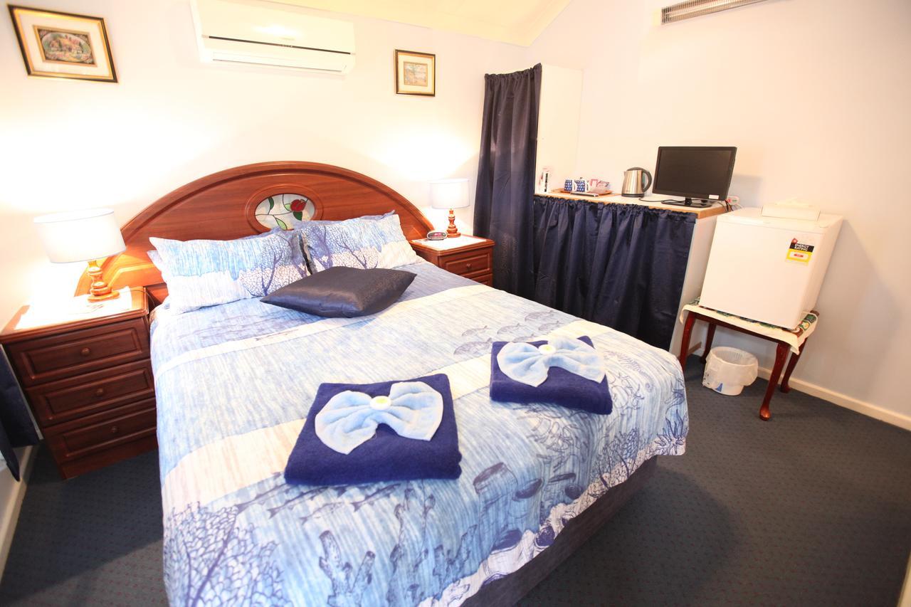 Jacaranda Guest House Busselton Exterior photo